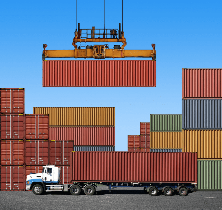 En la imagen se muestra un camión de mercancía