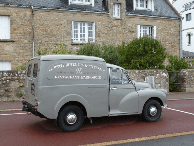 Morris Minor Series II