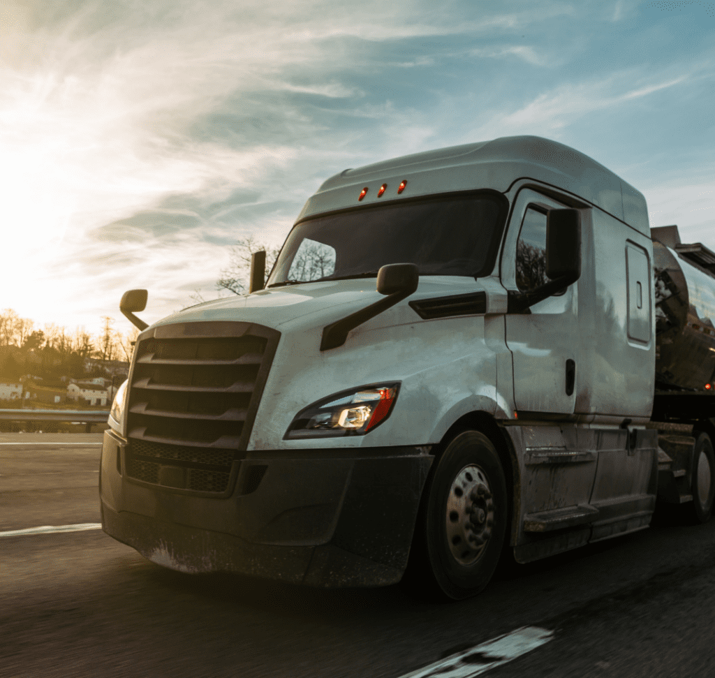 En la imagen se muestra un camión pesado