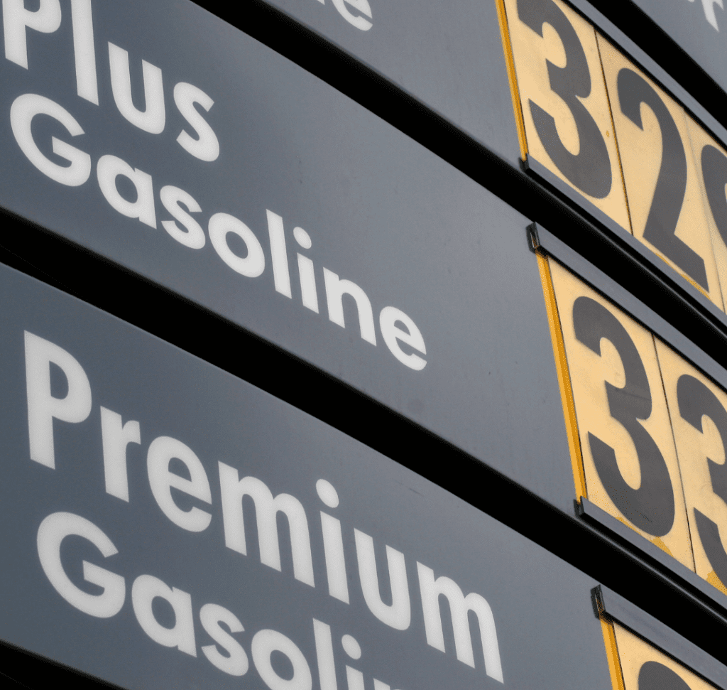 En la imagen se muestra el precio de la gasolina