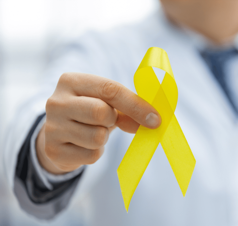 En la imagen se muestra el listón amarillo de prevención del suicidio