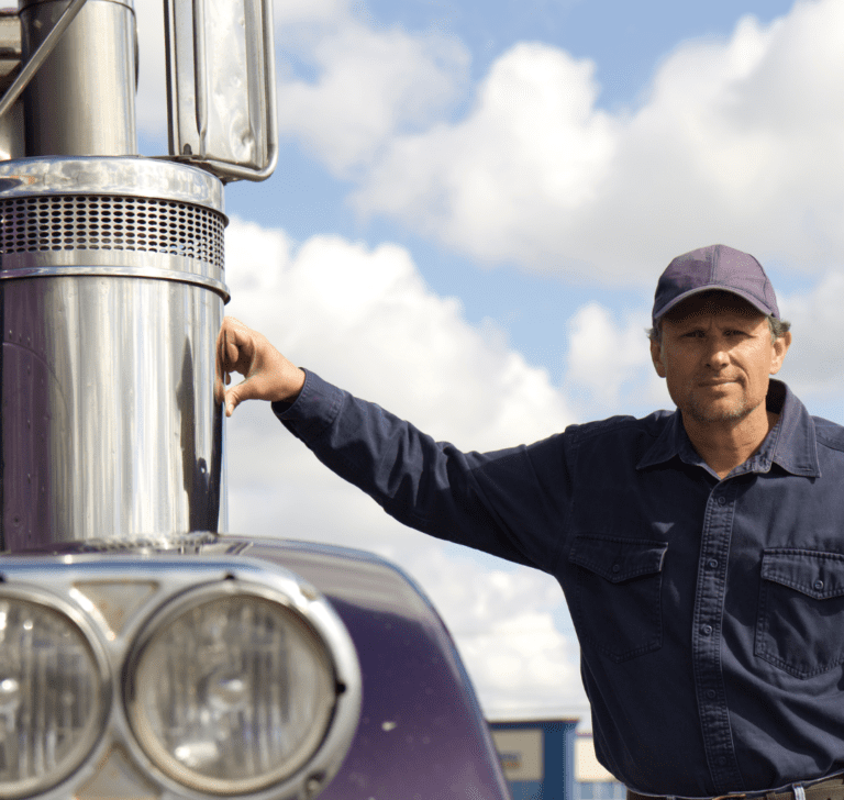 En la imagen se muestran camioneros