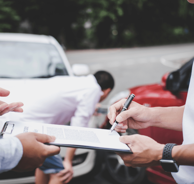 En la imagen se muestra un accidente de tráfico