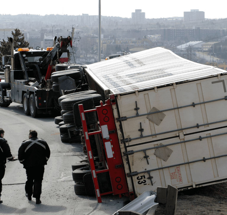 En la imagen se muestra un accidente de camión