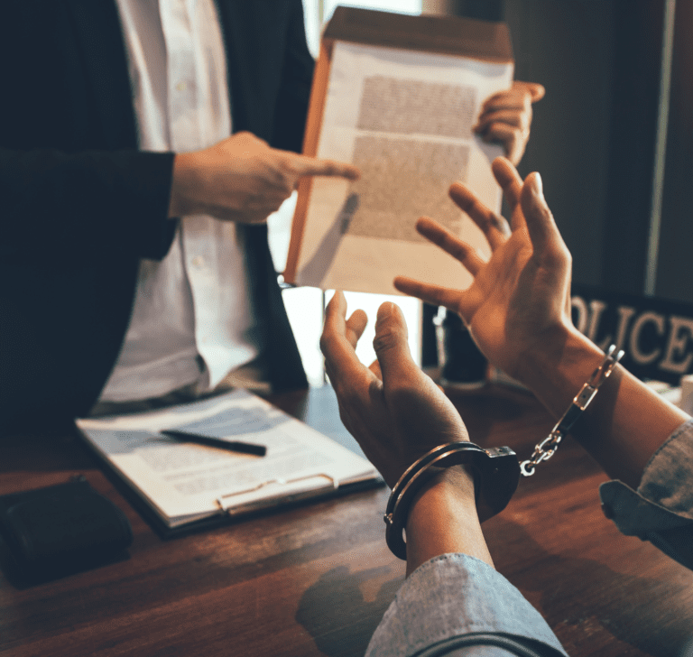 6 sorprendentes casos de fraude de seguros y cómo fracasaron