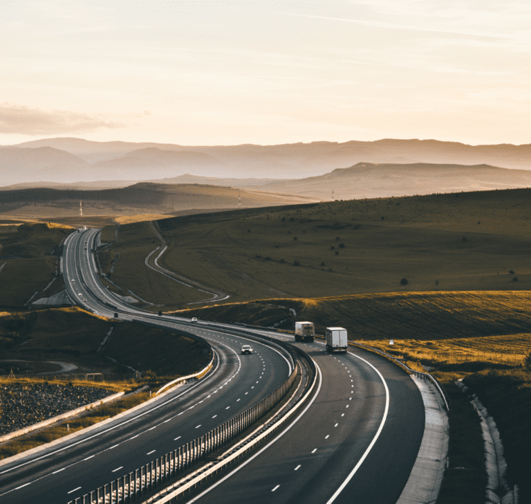 En la imagen se muestran camiones