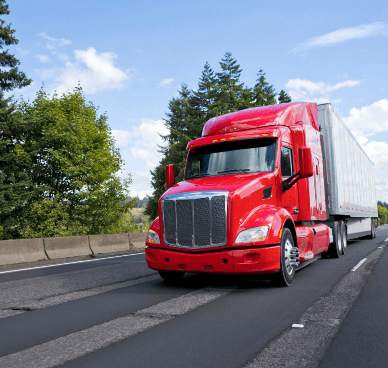 En la imagen se muestran camiones