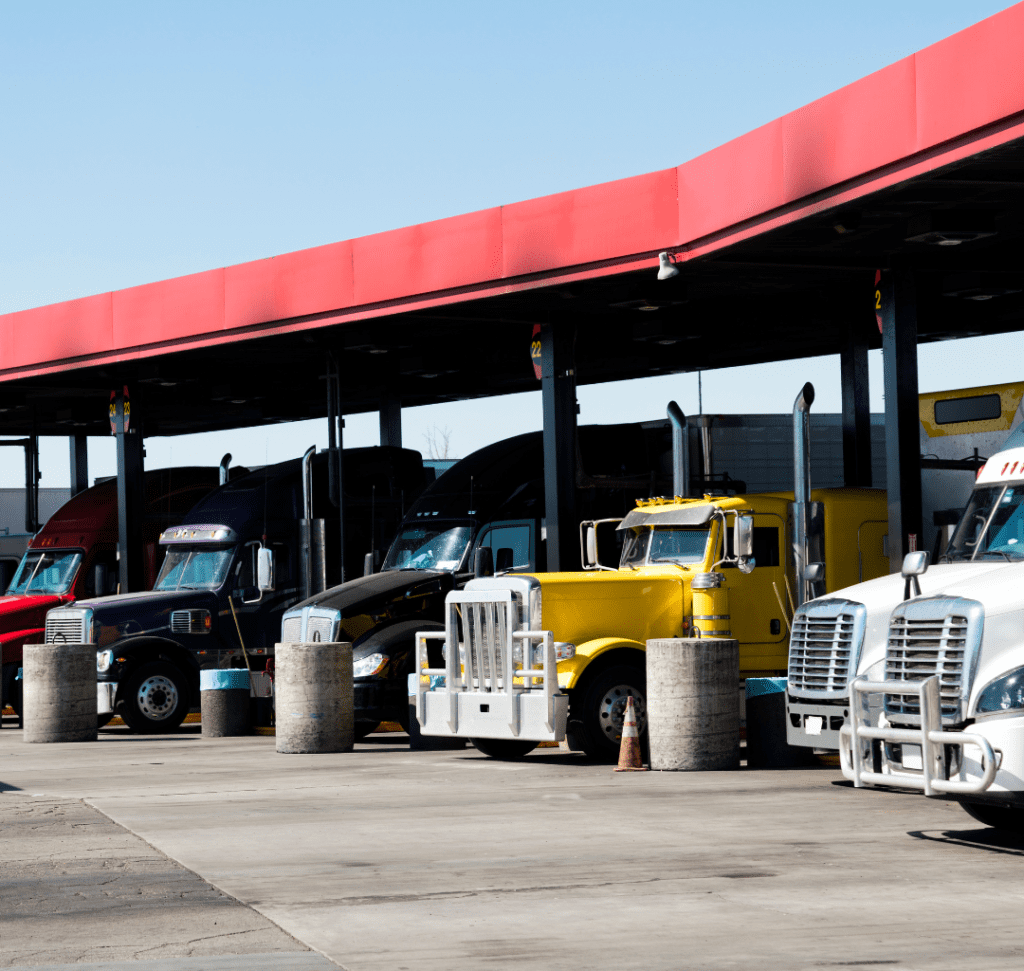 En la imagen se muestran camiones