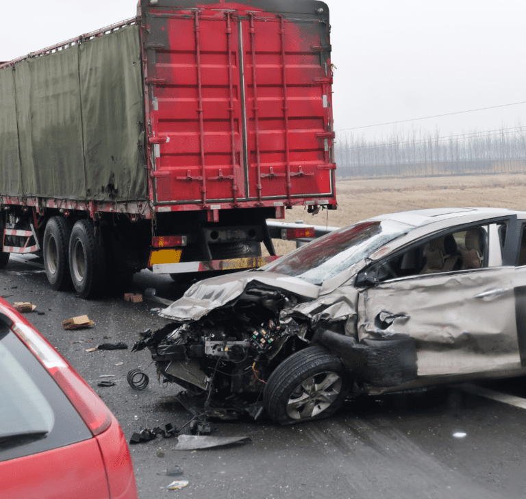 En la imagen se muestra un accidente de tráfico