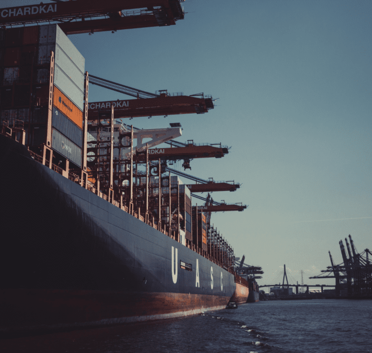 En la imagen se muestra un puerto de carga