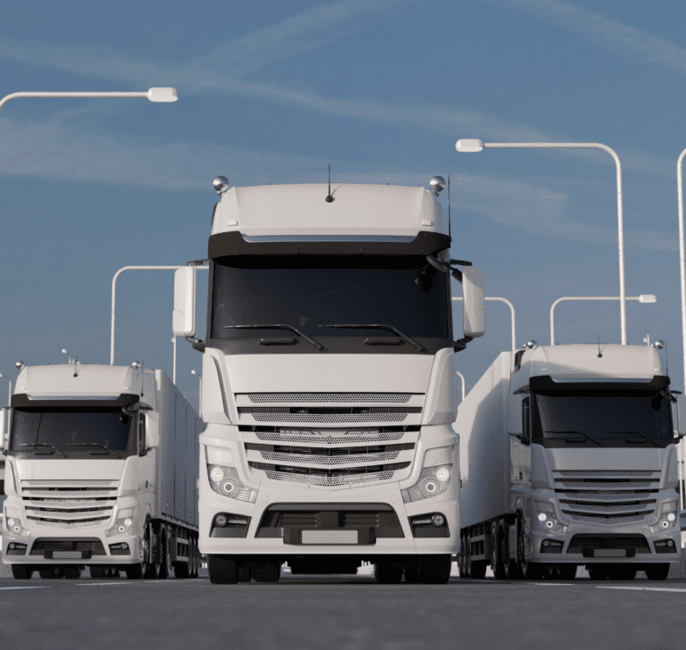 En la imagen se muestran camiones eléctricos