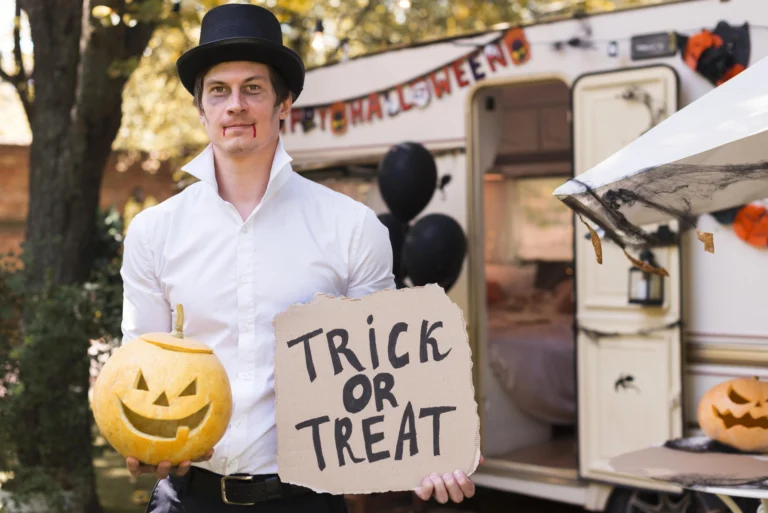Halloween activities for truck drivers: take the fun on the road