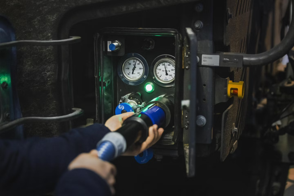 Volvo va más allá del diésel con nuevas pruebas de camiones de combustión de hidrógeno