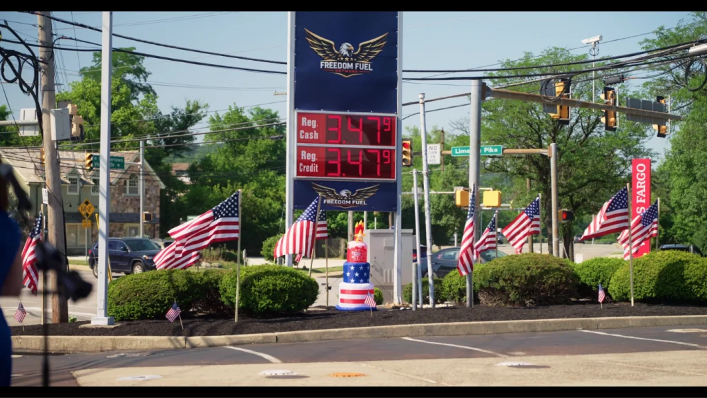 Gasolineras “Freedom Fuel” de la Casa Blanca mantendrán el precio promedio del combustible en $3.47 dólares